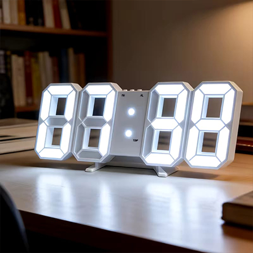 ساعة LED رقمية بمنبه وريموت وتحكم بالسطوع وقياس الحرارة